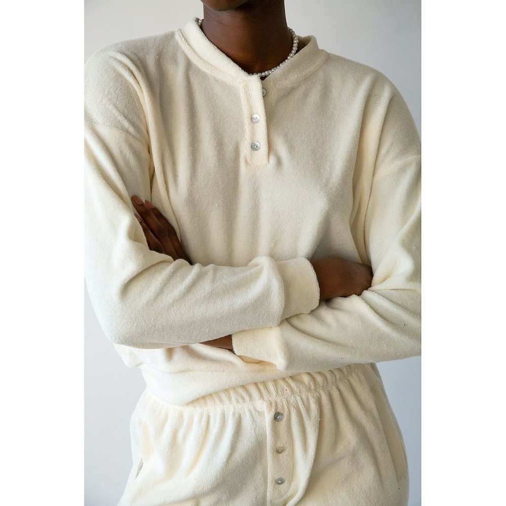 Donni terry henley sweatshirt creme ivory white